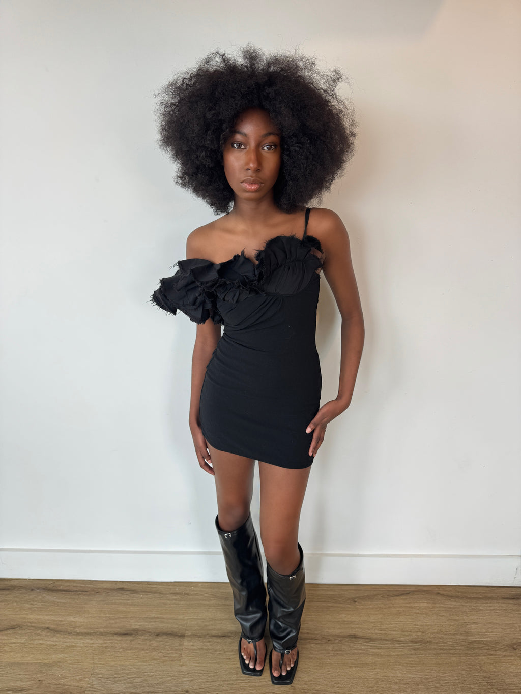 jacquemus floral 3d off-shoulder mini dress