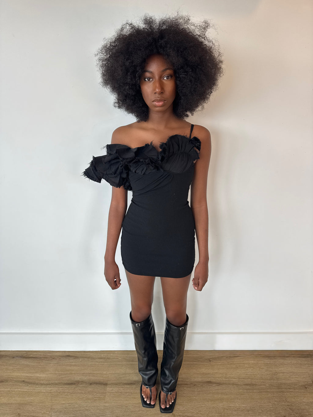jacquemus floral 3d off-shoulder mini dress