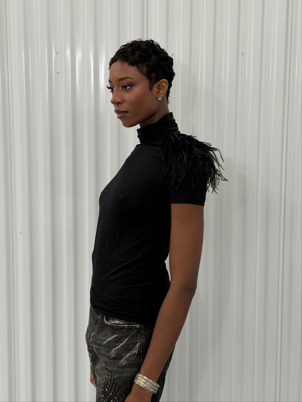 patrizia pepe cold shoulder detachable feather top